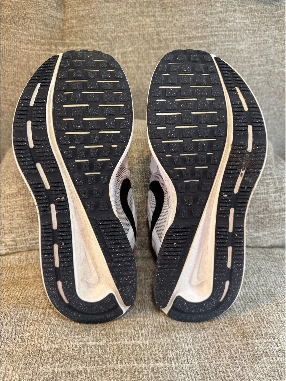 Nike Run Swift 3 Running Shoes White Black Speckled Men's Size 9 IB4370-100